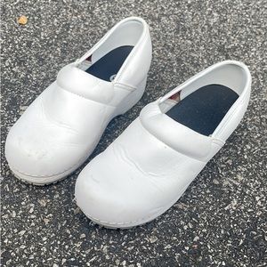 Nursing clogs hardly worn just have been sitting in garage